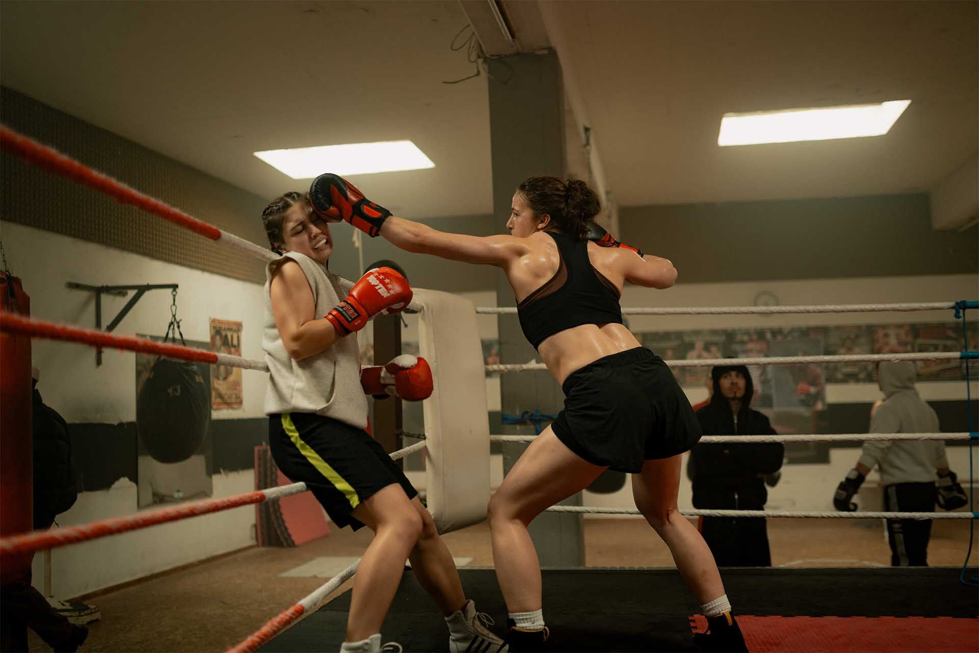 IAF: Szenenbild: Boxschwester Tod-83